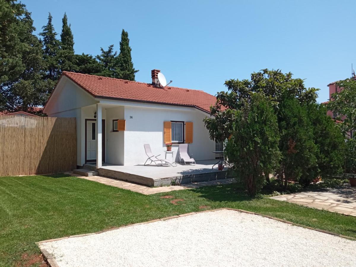 Holiday Home Mirela Šišan エクステリア 写真